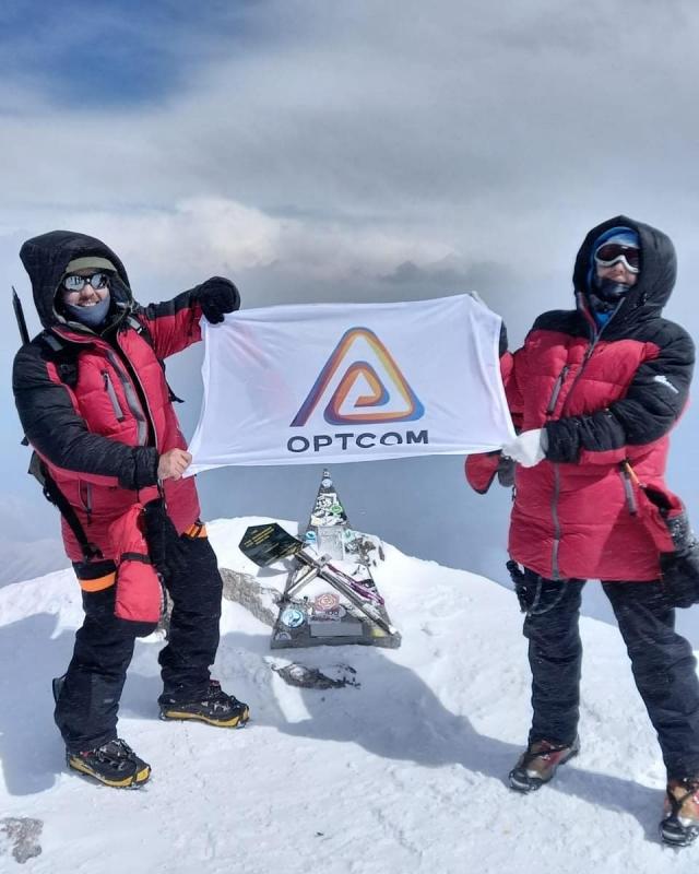 Оптком на Эльбрусе